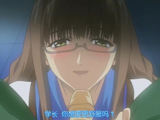 小女孩在尿尿的时候第一次尝试自慰