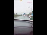 美少妇驾照一直考不过路上练车时和教练车震,正操时老公来电话