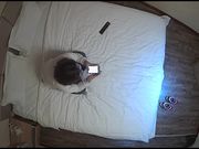 气质美少妇开好房间等情人来私会男的刚进屋就掏出一把套套上去就开操