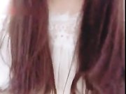 美少女自拍福利小视频大白奶子很是诱惑道具自慰