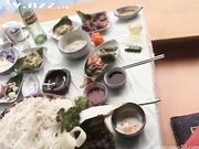 韩国骚货穿上露逼丝袜大胆在户外淫荡