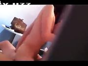 绿帽奴门外偷拍自己老婆和单男3p