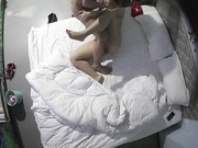 酒店水滴摄像头偷拍貌似大学生情侣开房啪啪 妹子奶子真大 操完一起玩手机