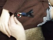 朋友家串门勾引正在玩电脑的漂亮小嫂子毛毛又黑又旺果然是个骚货