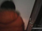 气质良家楼凤美女和客人偏僻出租屋啪啪男说好大蝴蝶穴,美女说：龟头还有大小了,今天让你见见厉害!全程对白!