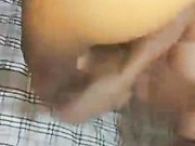 手机直播福利姐姐姐夫小舅子的4P直播现场2，两猛男爆操两肥熟口交爆操激情不断