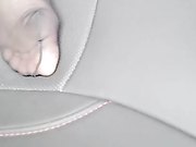 风骚静姐大白天车内与土豪炮友车震这骚穴搞出好多淫水车座都弄湿了对白淫荡