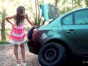 [DoeProjects] Missing Tool 帮忙换轮胎前让他来一炮