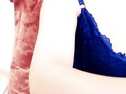 骚气肥逼美女主播性感短裙情趣内裤椅子上振动棒自慰 摩擦BB呻吟诱惑喜欢不要错过