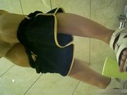 外站流出云上会所高清系列高跟美眉尿的很急像喷泉一样