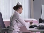 美女姐妹花白衣护士丝袜高跟性奋作品 肉感妹子紧身白衣摩擦高质量冲动，惊呆美女棒子最后竟然射了720P高清