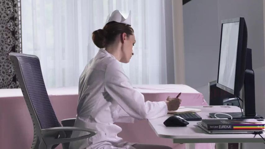 美女姐妹花白衣护士丝袜高跟性奋作品 肉感妹子紧身白衣摩擦高质量冲动，惊呆美女棒子最后竟然射了720P高清