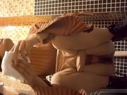 外站最新流出国内云上会所高清系列眼镜妹子看着手机很入迷