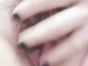 纯情少女骨子里骚，为了生活直播挣外快，露脸激情一多自慰激情插逼，浪叫呻吟想让哥哥干她第一弹