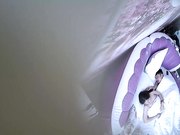 精品小旅馆情趣大圆床偷拍精力旺盛的小伙搞少妇搞完两人用毛巾被擦性器官