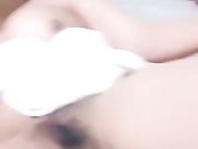 丰满的奶子淫水多多的骚穴