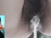 女厕近距离偷拍白短裤美眉