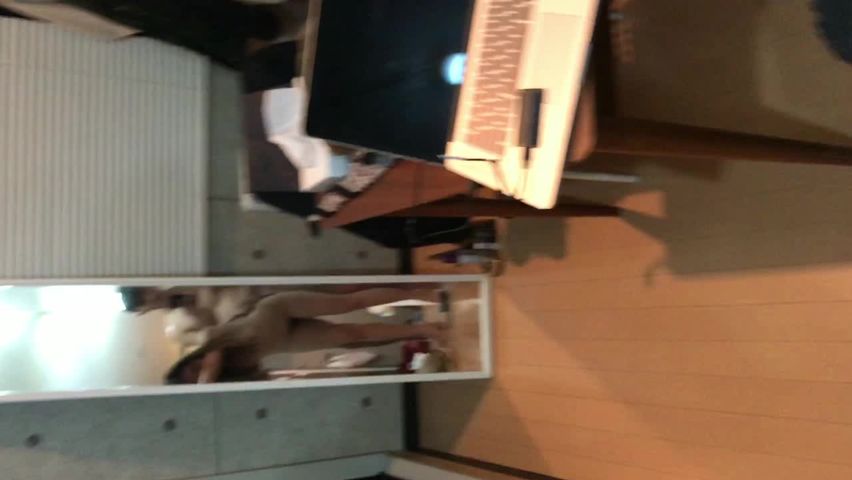 【网曝门事件】星国版冠希玩遍新马女网红不雅视频之最新流出Bellywel啪啪口活篇 完美露脸 高清720P无水