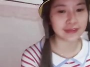 骚浪的邻家姐姐露脸跟夫妻一起玩双飞