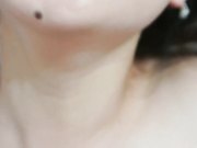 小白哥出租房啪啪啪财经学院女友阴道骚穴搞出好多白浆