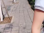 方言对白街头被债主逮着没有钱换睡一觉抵债