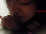 享受情趣的大学生妹子和男友啪啪调教的非常听话