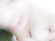 漂亮大奶小胖妹全裸露脸床上自慰扣逼秀