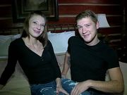 把精液射进少妇粉红的肉穴里