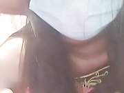 漂亮嫩妹主播会喷水穿着红肚兜和炮友啪啪