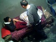 棚户区炮房大叔泄火硬度不够想要舔逼被拒绝了