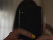 在爸爸回家前与男朋友来一炮的少女