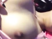 白虎娇妻家中寂寞玩自拍