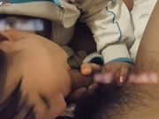 刚开苞没多久的大一师妹嫩逼也是超紧的