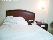 年轻小伙宾馆嫖娼记