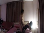 和高跟黑丝坐台小姐宾馆打炮自拍