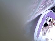 大波有钱女提前开好房等待中年大叔经验丰富体力充沛