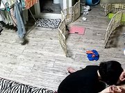 年轻小媳妇大姨妈期间不能啪啪只好抹油卖力给老公撸J8