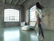 爱跳舞的美腿少妇