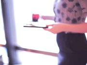 高挑前凸后翘高素质服务员的贴心服务画面很诱惑