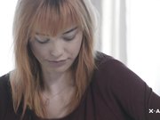 下班后和兄弟越两金发美女玩4P