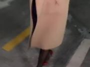 地下车库骚话跟陌生人发骚在车里玩车震叼住几把不松口真爽