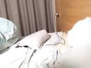 猥琐排骨男东江大酒店约外围女激情啪啪多体位无套抽插