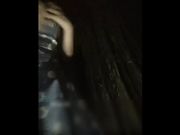 黑丝情趣漂亮女主播勾引村民草垛激情野战