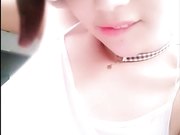 清纯可爱萌妹子露脸直播耍贱卖萌挑逗司机车上淫乱