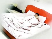 汉奸头中年男和大奶情人开房偷情毛太多吃逼吃了很多毛