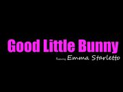 哥哥的大肉棒把兔女郎小粉穴插到淫水直流