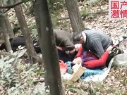 老年人老哥俩组队嫖野鸡一人干一个自己搞着还要观战