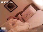 终于把婚庆公司美女策划经理搞到手了 趁她洗澡时偷偷装好摄像头偷怕全过程