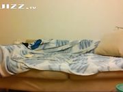 大肚腩马大哥美容院找个良家兼职小姐回家啪啪从沙发干到床上