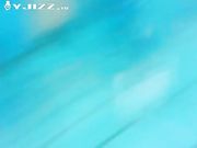 泳池偷拍美女游泳 完了再去更衣室偷拍美女洗澡